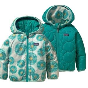 Patagonia toddler reversible hooded puff ball jacket in size 4T.
